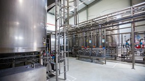 Mleczny gigant zamyka fabrykę. Co to oznacza dla polskiego rynku?