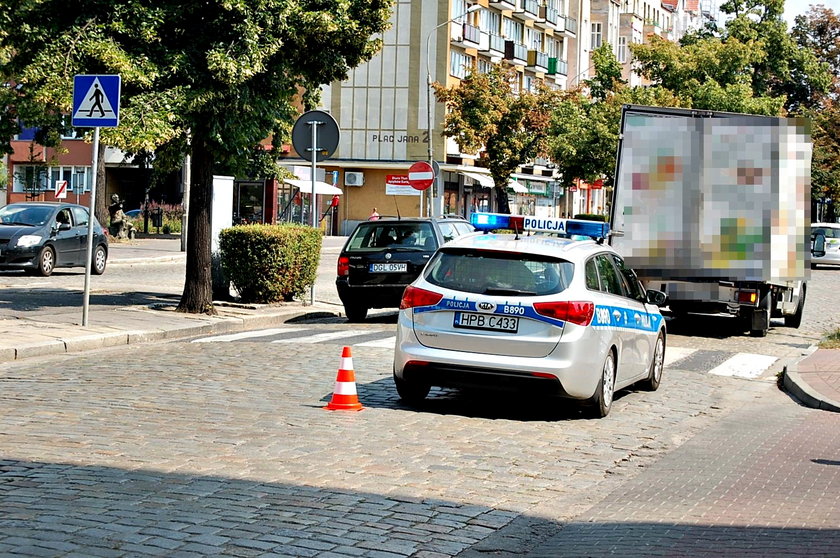 Busem potrącił matkę z dwójką dzieci