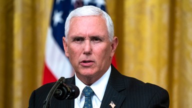 Mike Pence zamiast Donalda Trumpa na pogrzebie senatora McCaina