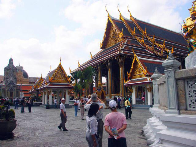 Galeria Tajlandia - mnisi, słonie i niebiańskie plaże, obrazek 38
