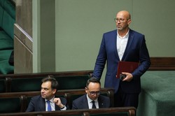 Co dalej z prezesem PKOl? Nowy minister sportu zabrał głos w sprawie Radosława Piesiewicza