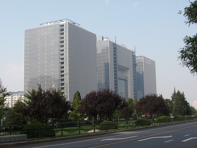 6. China National Petroleum Corporation (Chiny)<br><br>
Liczba pracowników: 1,6 mln osób