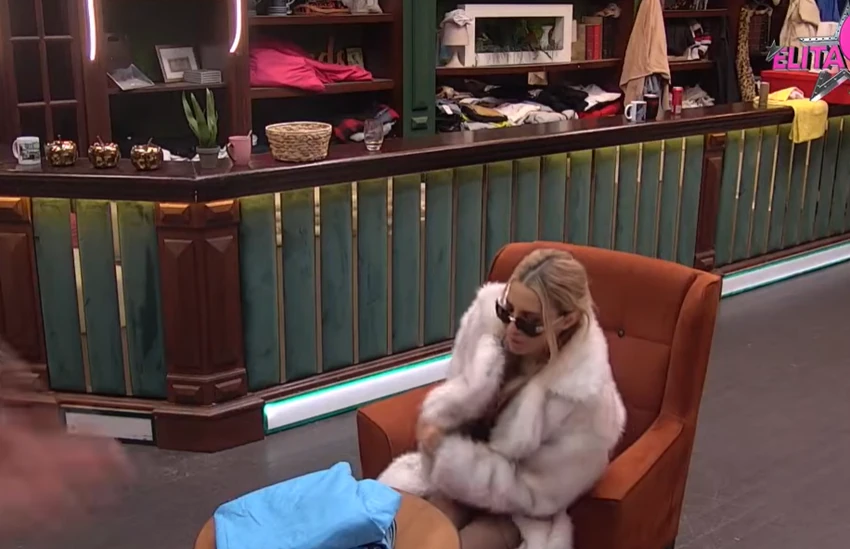 Novi karambol Aneli i Luke, ona bacila sve poklone u kantu