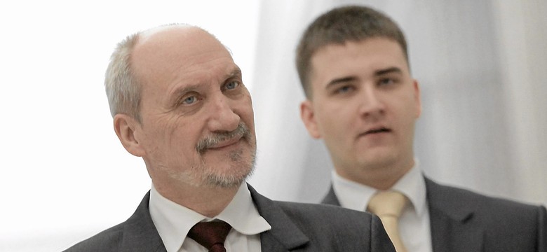 Tak 20-latki robią karierę w PiS: Miałem 17 lat, jak przyszedłem do Macierewicza