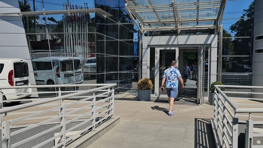 Ivan Marinković stigao u zgradu Pinka