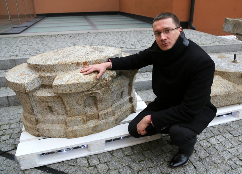 Ławy z mostu trafiły do muzeum