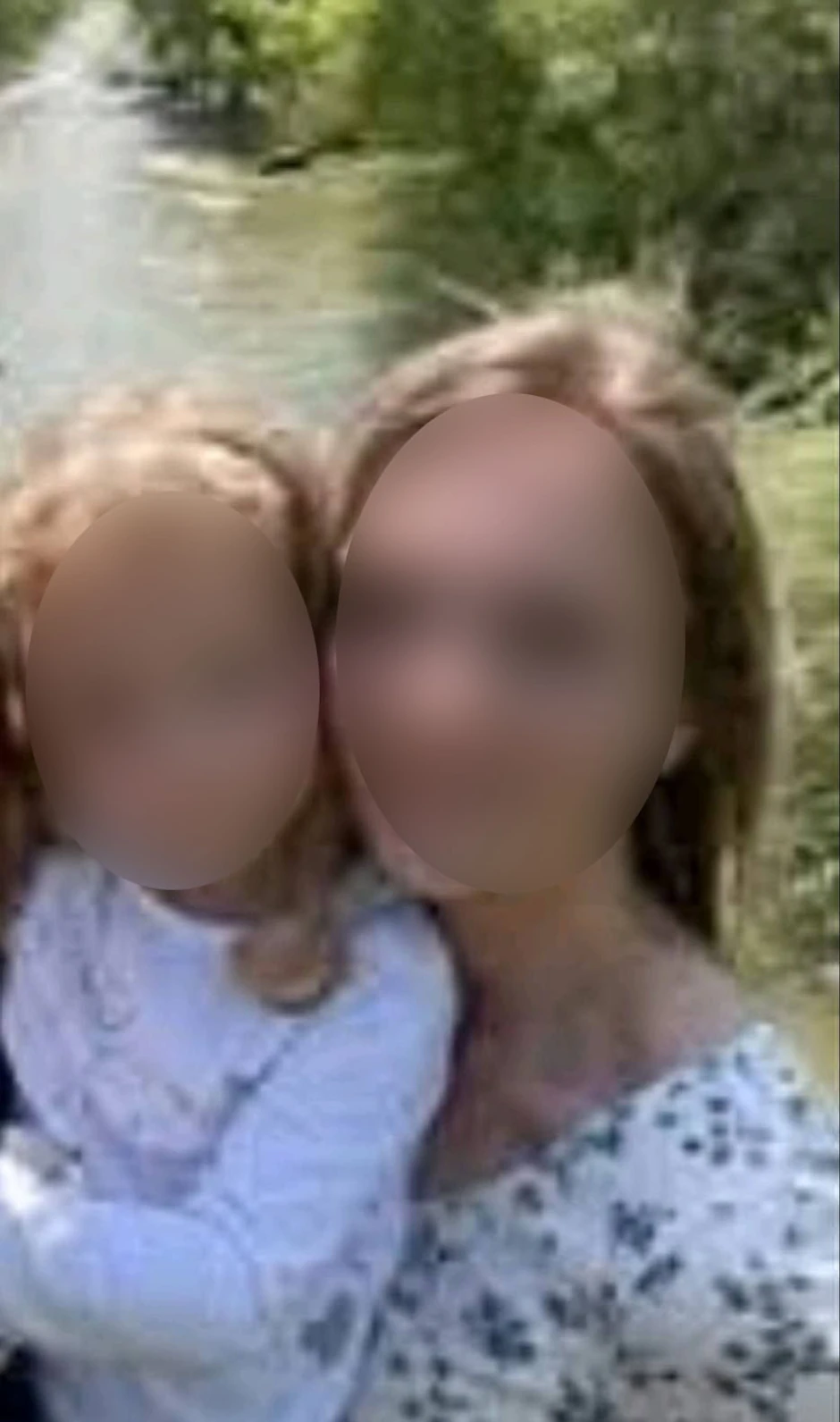 Majka koja je skočila sa ćerkom sa terase