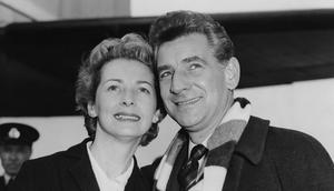 Leonard Bernstein and his wife, actress Felicia MontealegreLee/Central Press/Hulton Archive/Getty Images