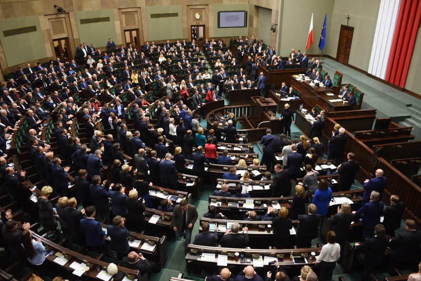 Liderzy opozycji nie usiedliby do rozmów z PiS, gdyby nie mediacja kard. Kazimierza Nycza