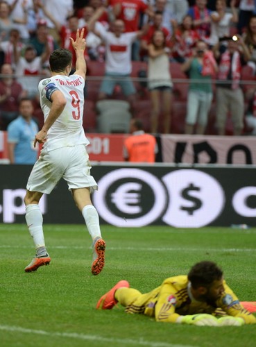 Robert Lewandowski strzelił trzy gole w meczu z Gruzją