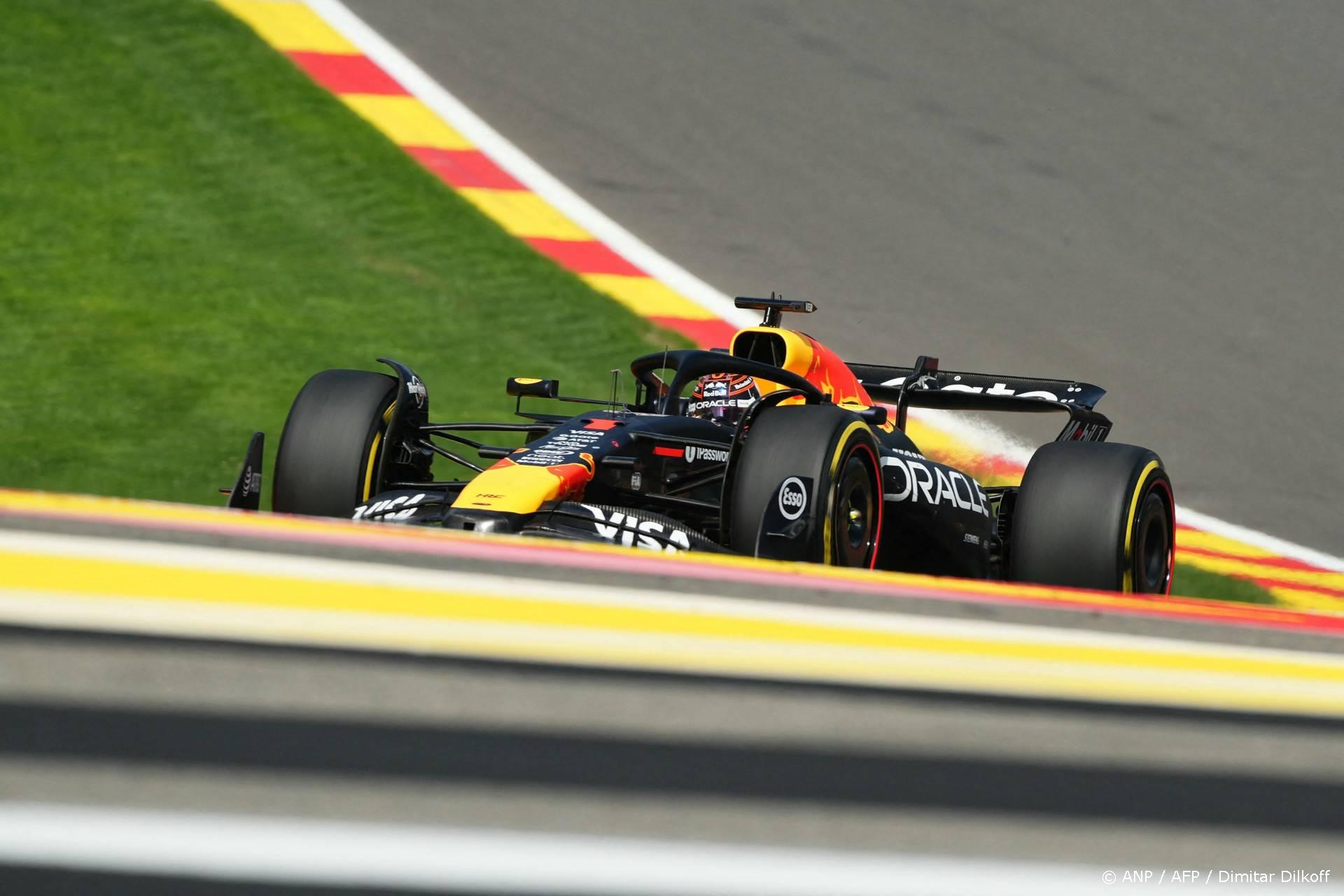 Verstappen wint sprintrace Spa na inhaalactie op Piastri