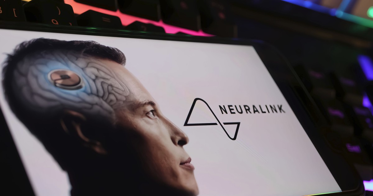 イーロン・マスク氏の Neuralink だけではありません。ビル・ゲイツ、ジェフ・ベゾス、その他の億万長者もブレイン・コンピューター・インターフェースに投資している