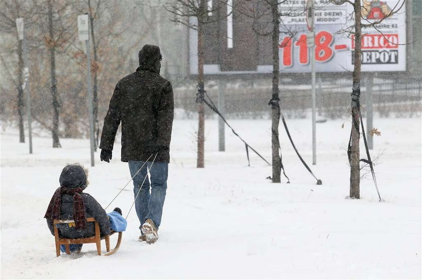 5 cm śniegu i Polska nie robi!