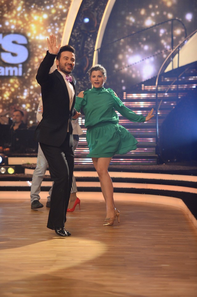 Agnieszka Sienkiewicz podkreśla nogi w programie Taniec z gwiazdami 7