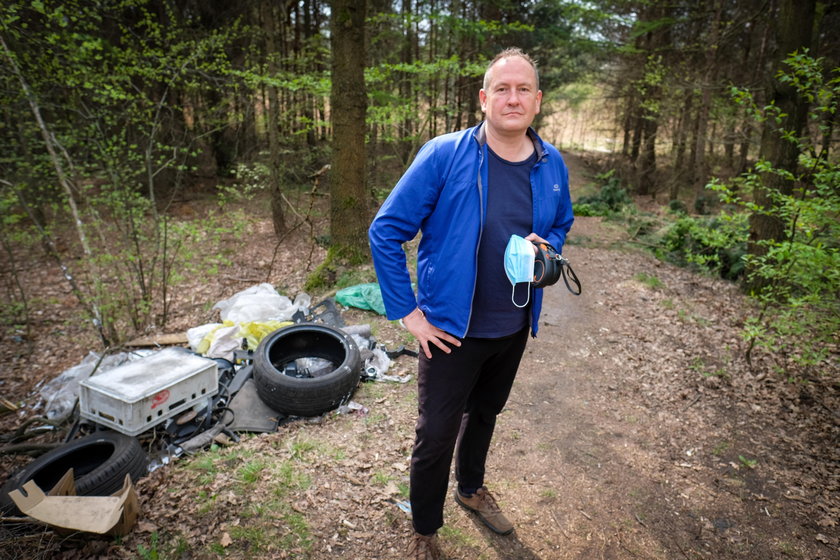 Krzysztof Mazurek (52l.) z Katowic zbiera na zakup fotopułapek