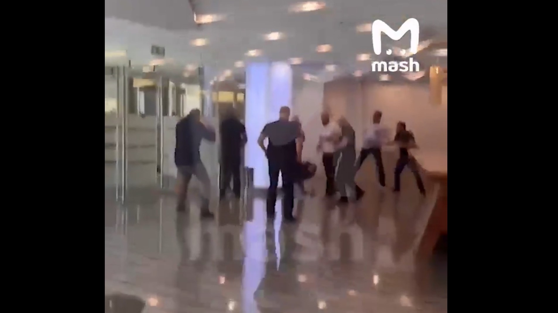Lövöldözés Oroszországban: többen meghaltak, egy milliárdos üzletasszony irodájában volt a balhé – videó