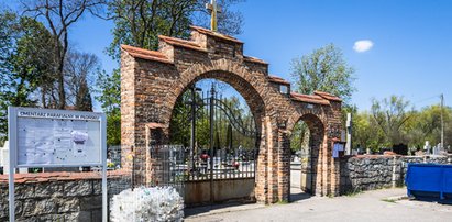 Makabryczne odkrycie w Płońsku. Zwłoki noworodka owinięte w torby  i ukryte w przypadkowym grobie!