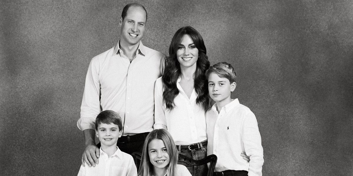 Świąteczne zdjęcie rodziny królewskiej.