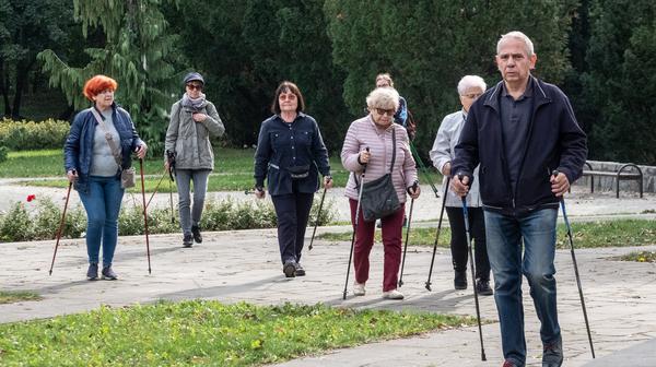 Nie siedź w domu! 24 września startują warsztaty, wykłady i spotkania dla poznańskich seniorek i seniorów