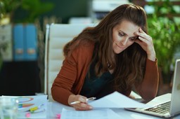 5-proc. wzrost płac dla budżetówki w 2025. Chcą 15 proc. "Jeśli trzeba będzie, wyjdziemy na ulicę"