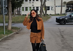 Ceca u miniću na snimanju Zvezda Granda