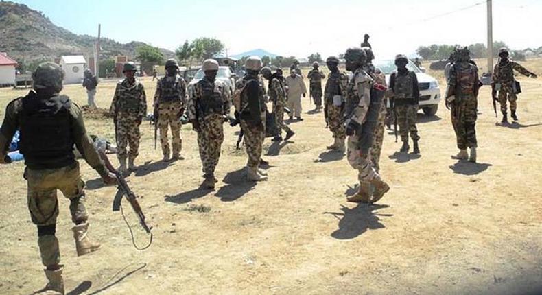 Soldiers flee after shooting 2 policemen to d*ath at Taraba checkpoint (Guardian)