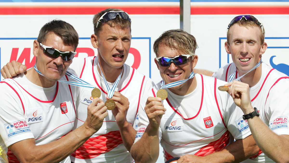 Adam Korol zdobył w Poznaniu swój siódmy medal wioślarskich mistrzostw świata. Do brązowych w dwójce podwójnej i czwórce podwójnej, srebrnego w czwórce podwójnej i trzech złotych w czwórce podwójnej dołożył czwarte "złoto". - Posłuchać "Mazurka Dąbrowskiego" tutaj, przed własną publicznością to coś pięknego, coś niewyobrażalnego - powiedział po finałowym biegu.