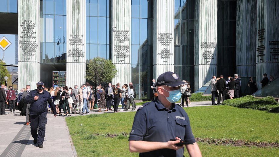 Ewakuacja pracowników Sądu Najwyższego w Warszawie