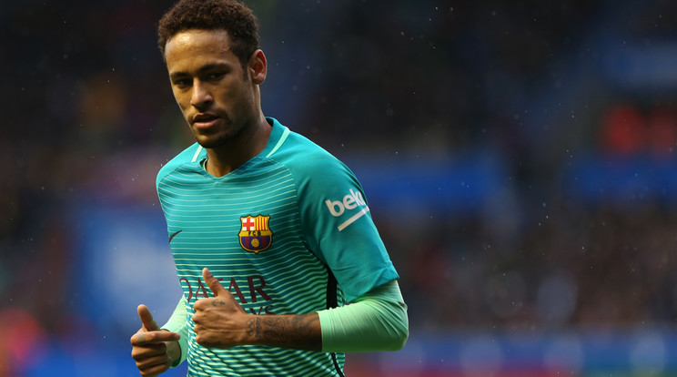 Neymar itt még bajusz nélkül /Fotó: AFP