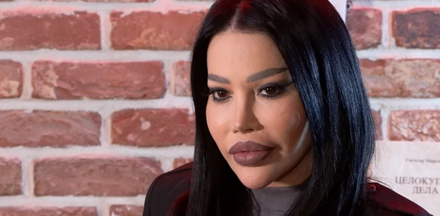 "PRIČAO MI JE O S... SA NJOM!" Žana Omnia razvezala jezik o Vanji Živić i bivšem mužu Bobancu