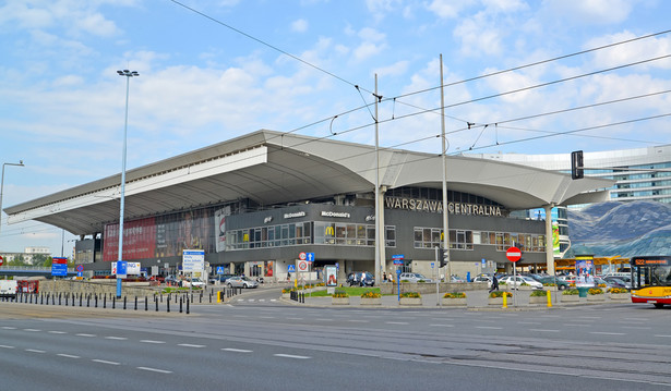 Akcja pirotechników na Dworcu Centralnym w Warszawie zakończona