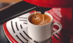 Z ekspresu czy kawiarki - jak przygotowana kawa jest najzdrowsza?