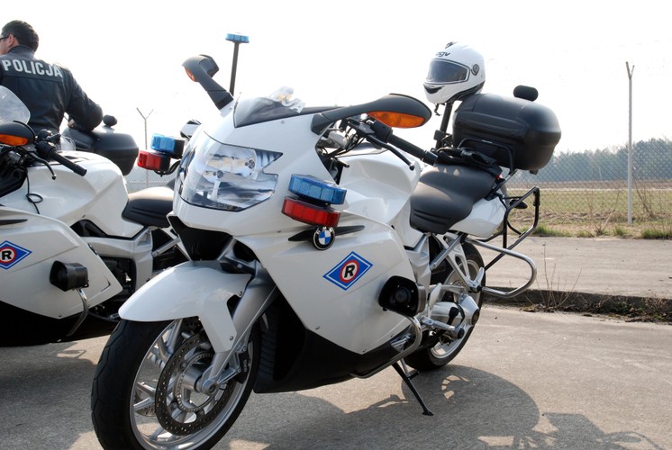 Warszawska policja dostała 11 nowych BMW K1200 Sport. Piraci są bez szans?
