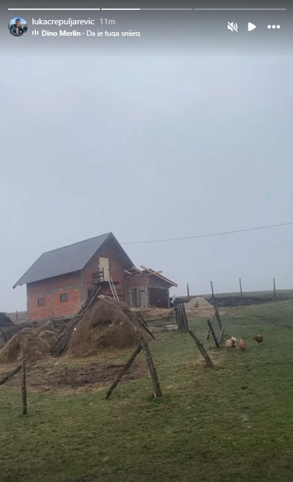 Počeo sneg u selu u kojem živi Luka Crepuljarević