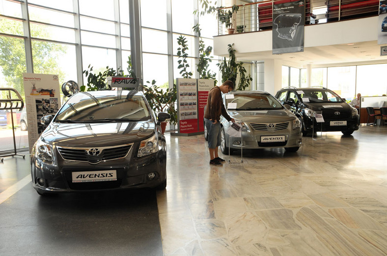 Wielki Test Salonów CZ. II - Toyota, Ford i VW najlepsi