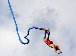 Wypadek na bungee w Gdyni. "Zawiodła część główna, która nie powinna w żaden sposób zawieść"