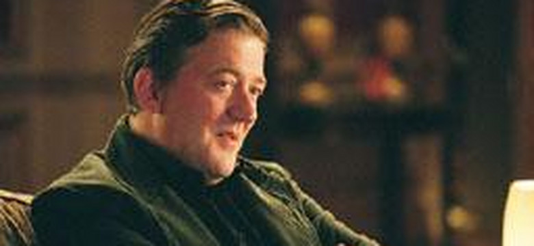 Stephen Fry rozważa powrót do serialu "Kości"
