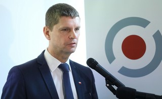 Piontkowski: Szkoła powinna reagować na negatywne zjawiska