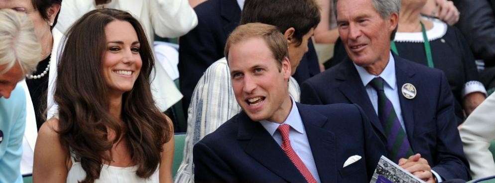 Książę William i jego żona Catherine zasiedli w loży królewskiej na trybunach kortu centralnego, by oglądać spotkanie Brytyjczyka Andy'ego Murray'a z Francuzem Richardem Gasquetem.
