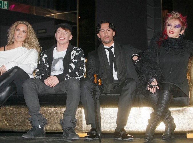 'Tylko taniec. Got to dance.'