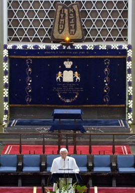 GERMANY-POPE-WYD-SYNAGOGUE