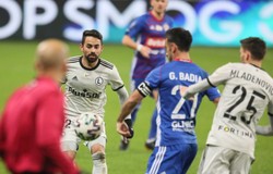 Legia znów ma problem z Piastem. Gol Świerczoka dał punkcik gliwiczanom