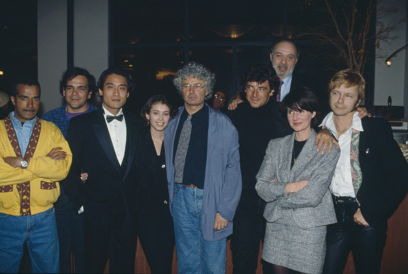Reżyser, aktorzy i część ekipy filmowej, podczas francuskiej premiery "Kochanka"