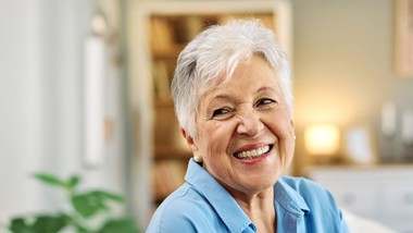 tę usługę ta grupa seniorów ma całkowicie za darmo. nie muszą płacić ani 140 zł, ani nawet 70 zł