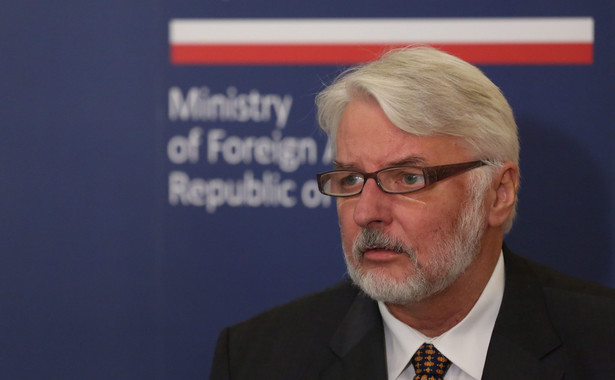 Waszczykowski broni dekretu Trumpa: To prawo suwerennego państwa