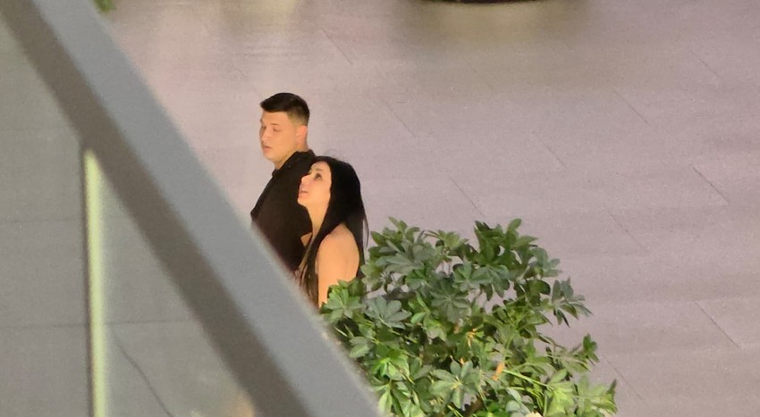 Stefan Cekić sa trudnom ženom