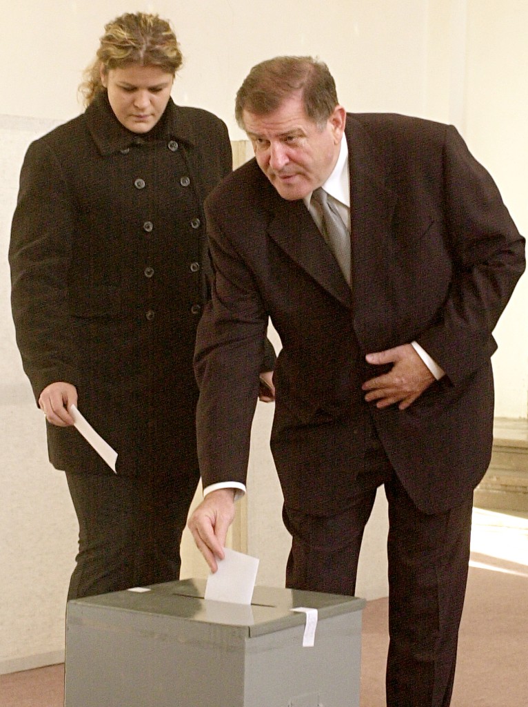 Vladimír Mečiar v spoločnosti svojej dcéry Magdy. 