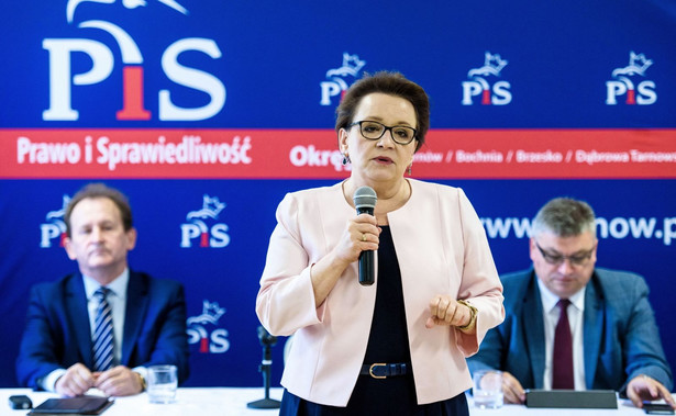 Minister edukacji: Stołówki wracają do szkół