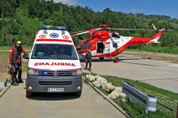 Śmiertelny wypadek w rejonie Rysów. Turysta odpadł z łańcuchów