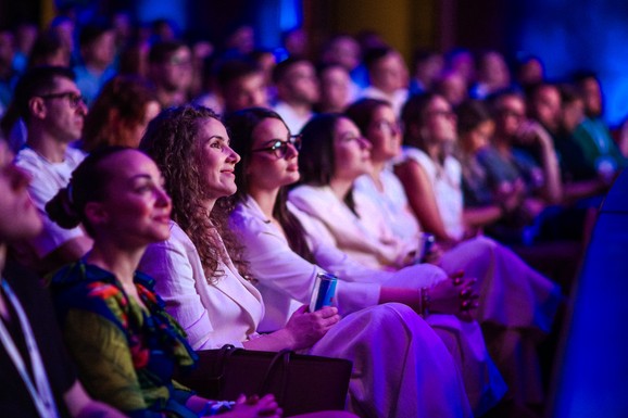 AI menja pravila igre u digitalu: Stižu svetski stručnjaci u Beogradu